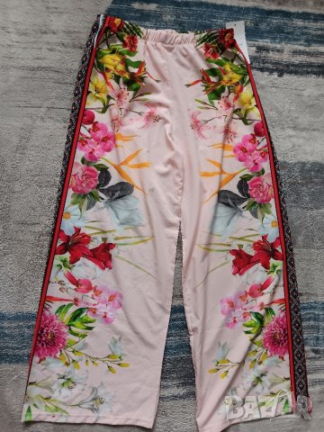 Сатенен панталон със флорални мотиви в бледо розов цвят, снимка 13 - Панталони - 25642902