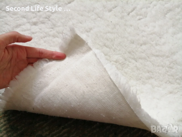 Бял пухкав килим 150 см х 85 см, снимка 3 - Декорация за дома - 54247462