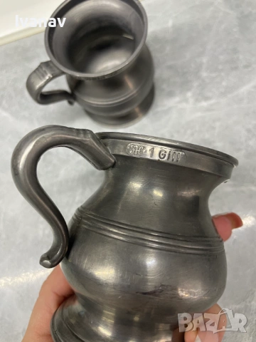 Комплект от две оловни мерителни чашки, снимка 5 - Антикварни и старинни предмети - 53975480