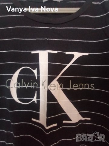 Calvin Klein оригинална тениска, снимка 2 - Тениски - 40666199