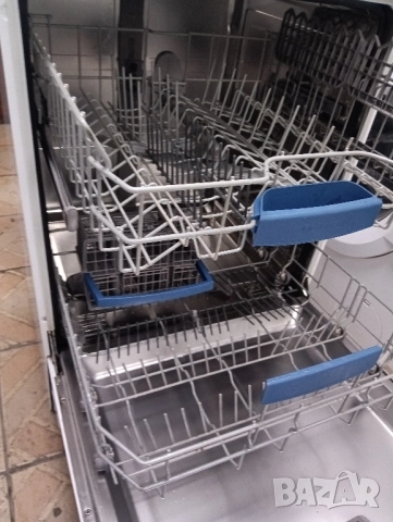 Свободно стояща съдомиялна Бош Bosch 60 см А+++ Made in Germany 2 години Гаранция!, снимка 3 - Съдомиялни - 52024836