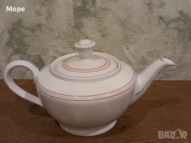 Порцеланов чайник 1962 г., снимка 3 - Сервизи - 39558199