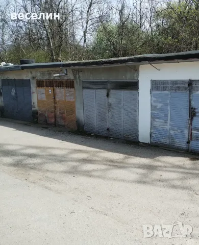 Продава ГАРАЖ, ПАРКОМЯСТО, гр. Русе, ж.к Здравец