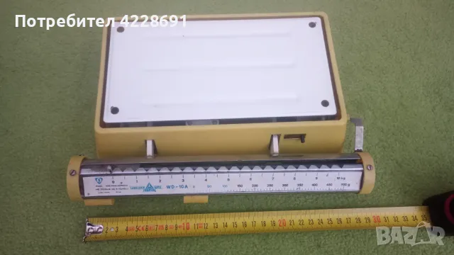 Компактен домакински кантар