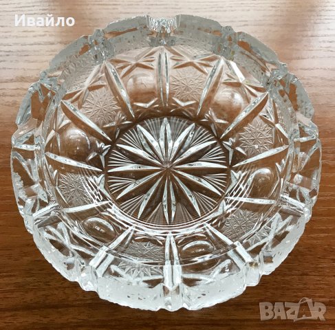 Масивен кристален пепелник, снимка 2 - Декорация за дома - 30865480