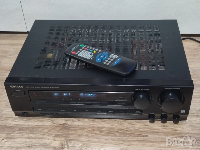 KENWOOD стерео ресивър с дистанционно*. Транзисторен усилвател с радио тунер