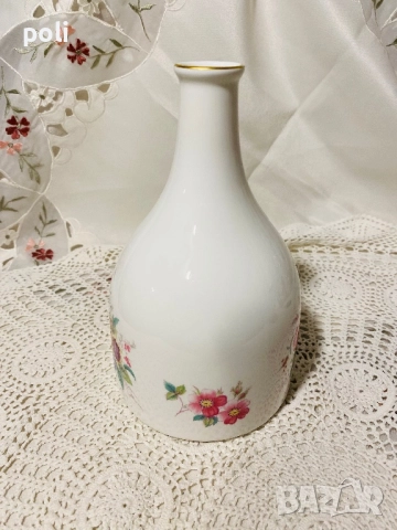 порцеланова ваза, снимка 4 - Вази - 52668557