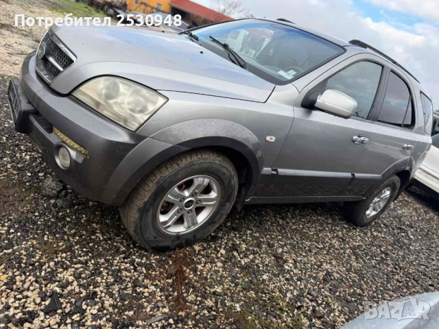 Kia Sorento 2.5crdi на части , снимка 3 - Автомобили и джипове - 52531745