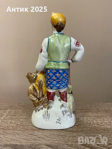 Винтидж порцеланова статуетка „Момиче с дявол и метла“, СССР, снимка 2 - Антикварни и старинни предмети - 53237637