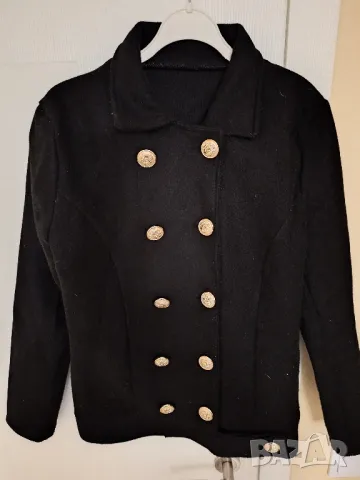 Дамско късо черно палто,номер S