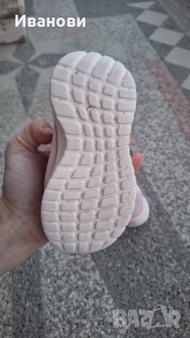 Розови маратонки Адидас за момиче, 22 номер, снимка 6 - Детски маратонки - 53991099