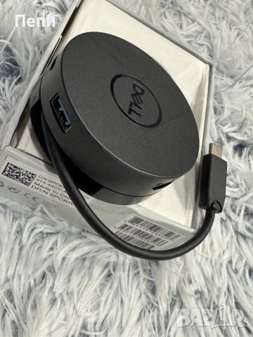 Докинг станцията Dell USB-C DA300