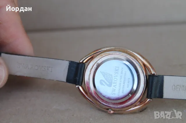 Дамски часовник ''Swarovski'' , снимка 9 - Дамски - 50349095