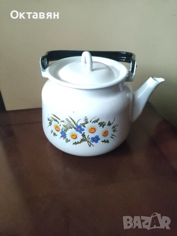 Емайлиран чайник, снимка 4 - Аксесоари за кухня - 52911680