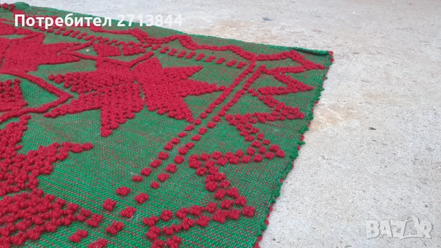 Старинни постелки, кювертюри за легла и дивани