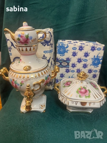 Нов комплект порцеланов самовар и захарница Гжель/Гжел