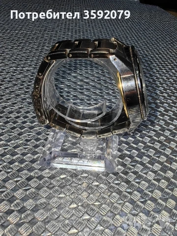 Часовник Seiko Quartz watch 50th Anniversary , снимка 5 - Мъжки - 50647235