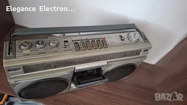 Sanyo M9935K Boombox 4-лентов стерео радио и касетофон, снимка 3 - Радиокасетофони, транзистори - 50188779