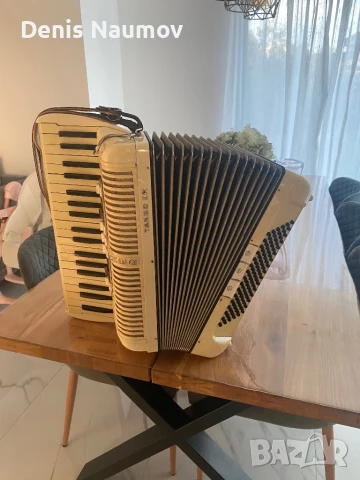 Акордеон Hohner Tango II M, снимка 1