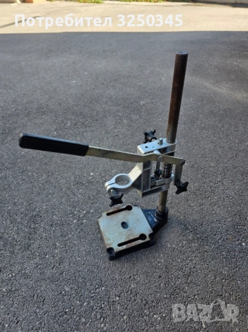 Стойка за бормашина Елпром Ловеч, менгеме и бормашина за резби, снимка 2 - Бормашини - 52281049