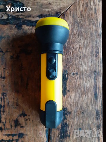 фенер  с обикновена крушка жълто-черен, снимка 3 - Къмпинг осветление - 31610813
