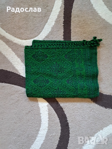 Чисто нови ръчно бродиране карета, вълнени кувертюри и плюшени коьори, снимка 4 - Декорация за дома - 52553142