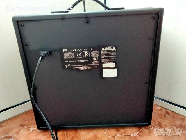 Fender Mustang II (40W) с 12 инчов говорител , снимка 4 - Китари - 53213053