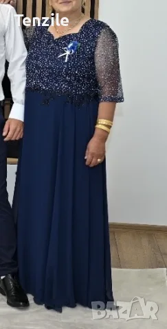Официална рокля