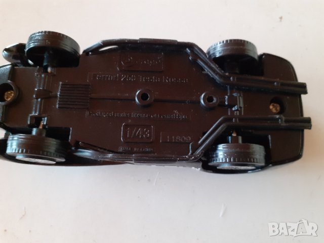 Желязна количка Burago Ferrari 250 Testa Rosse, снимка 10 - Колекции - 37599290