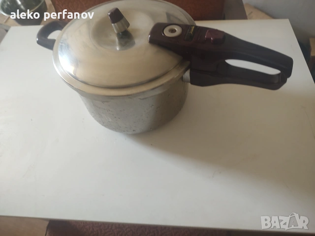 Тенджера под налягане 