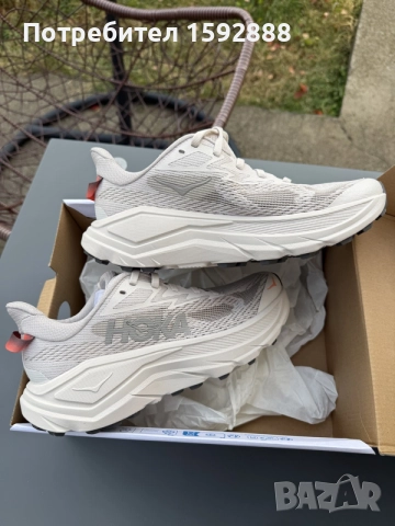 Hoka Challenger 8, снимка 3 - Маратонки - 56506081