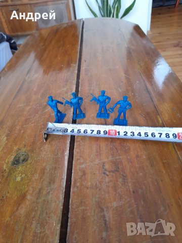 Стари фигурки Войници #3, снимка 4 - Колекции - 35650156