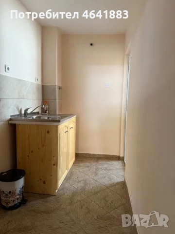 Едностаен апартамент под наем в Кършияка, снимка 2 - Стаи под наем - 52342524