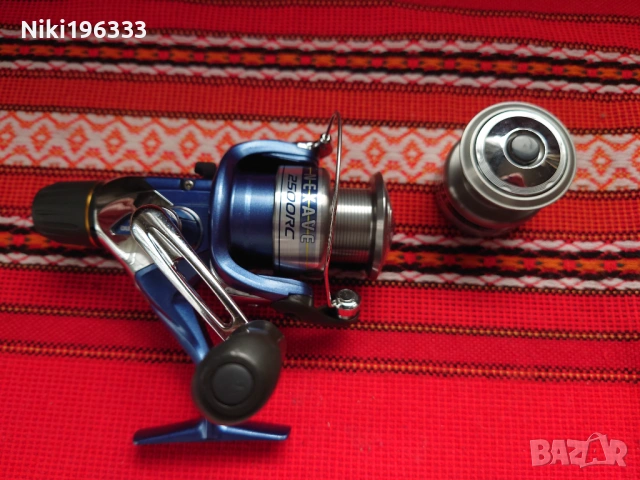Риболовна макара Shimano Nexave 2500RC + резервна шпула