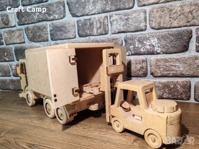 Комплект дървени модели - Мотокар и Хладилен камион – Craft Camp, снимка 5 - Коли, камиони, мотори, писти - 52739378