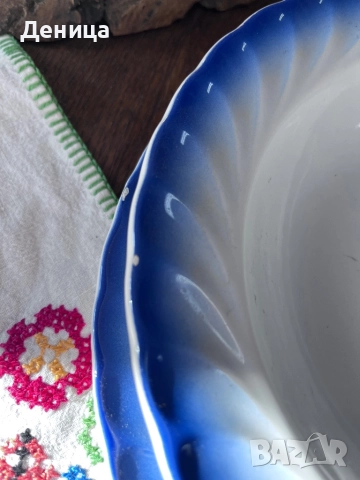 Керамичен комплект за хранене Италия, преливащ син кант и вълнист релеф 6 основни-25 см, 6 супени-23, снимка 7 - Чинии - 52658057