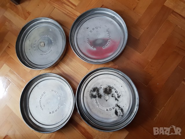 Стар комплект тасове за FORD MUSTANG-4 броя, снимка 5 - Аксесоари и консумативи - 31653349