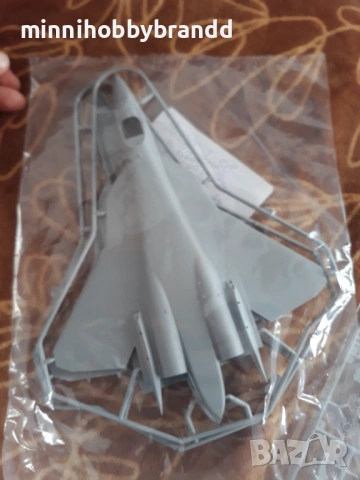 Sukhoi Su-50 (T50) Су-50 (Т50) 1.72 Zvezda Russian Fifth Generation Fighter , снимка 7 - Колекции - 54164849