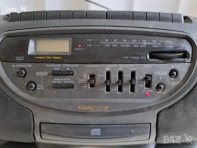 CD радиокасетофон GoldStar CD-560 - за части., снимка 2 - Радиокасетофони, транзистори - 56221707