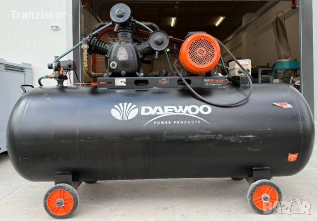 Компресор за въздух бутален 500л, 10hP, 7.5kW DAEWOO 