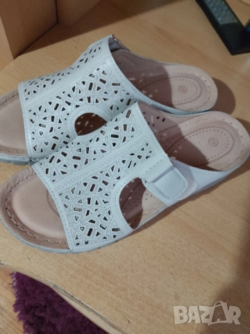 чехли нови номер 42 бежов цвят