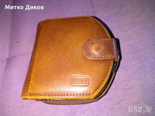 Портфейл Арт №9 естествена кожа 100х100мм цип и за стотинки