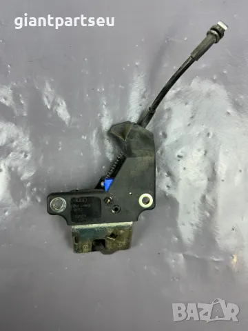 Брава Заден Капак за АУДИ AUDI A4 B6 8E5827505, снимка 3 - Части - 49597244