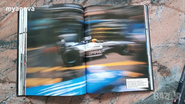 Formula 1 , три броя годишни фотоалбуми, книги, посветени на световните шампионати на  Формула 1 . , снимка 5 - Изкуство, музика, кино и фотография - 56247954