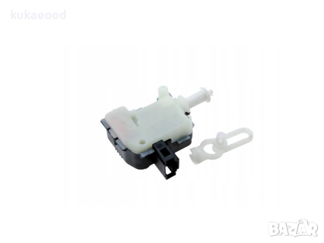 Моторче за заключване на багажник за Audi A2, снимка 2 - Части - 44530852