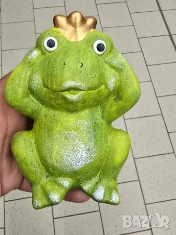 градински фигурки жаби