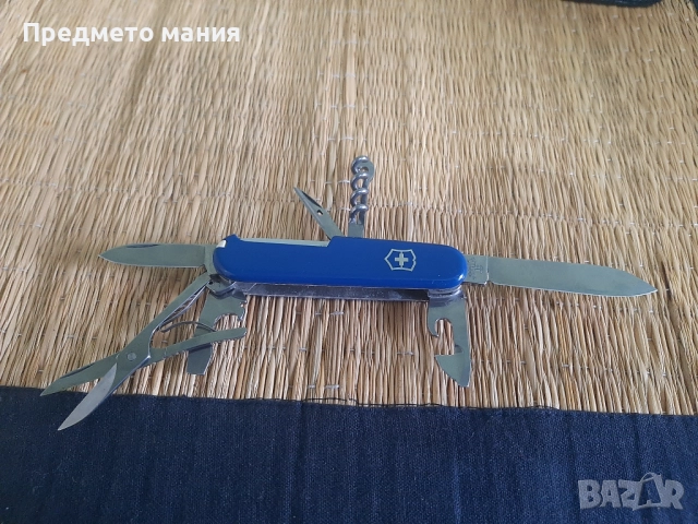 Ножче викторинокс Victorinox Limited Edition , снимка 7 - Ножове - 52053379