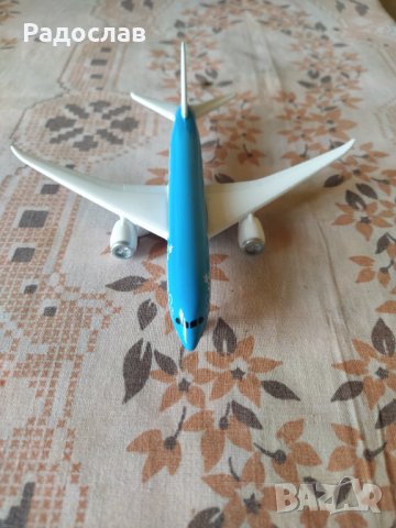 модел самолет Boeng 787- B, снимка 4 - Влакчета, самолети, хеликоптери - 40051844