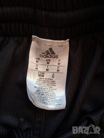 Къси гащи Adidas , снимка 3 - Спортни дрехи, екипи - 42268741