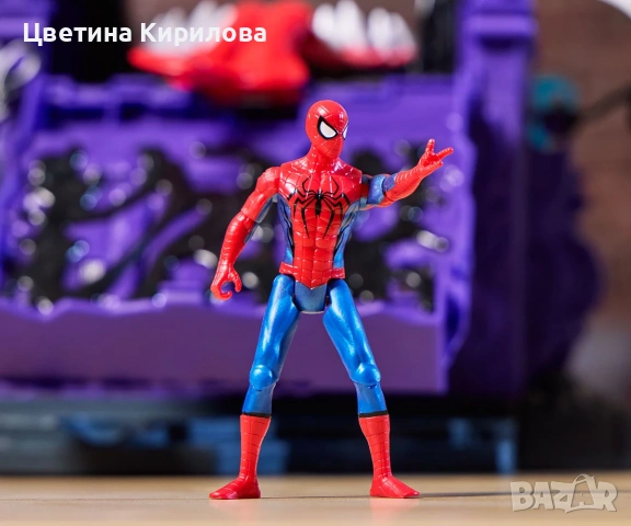 Спайдърмен - Venom Versus: Игрален комплект „Град на паяжините“, снимка 9 - Други - 53940259